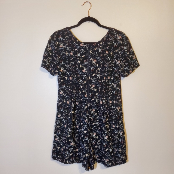 Black Floral Romper - Picture 1 of 3
